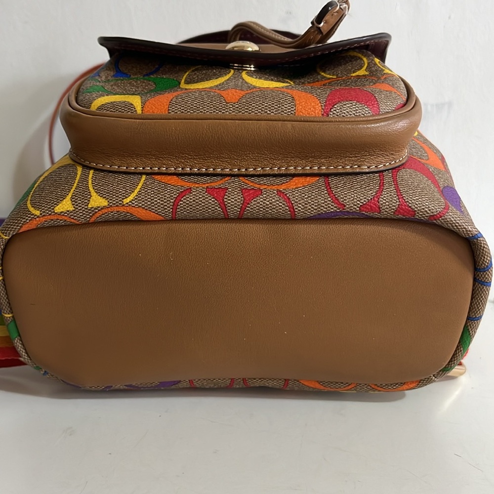 Coach Pennie Backpack 22 In Rainbow Signature - Picture 13 of 14